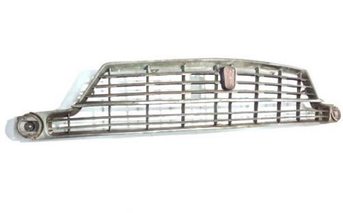 Fiat 2300 s coupe - complete front grille - original