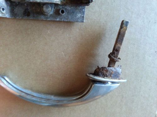 1940 ford   door handles and lock mechanism