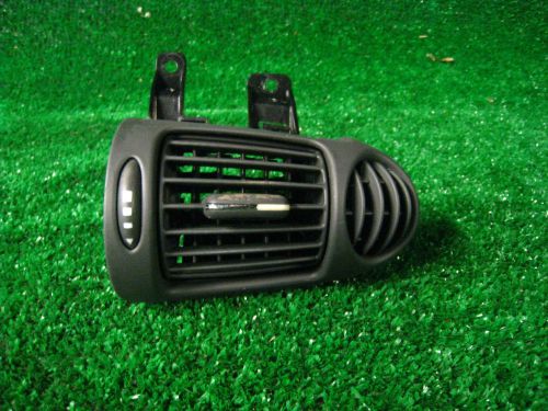 03 mercedes c230 kompressor w203 driver dash heater a/c vent assembly