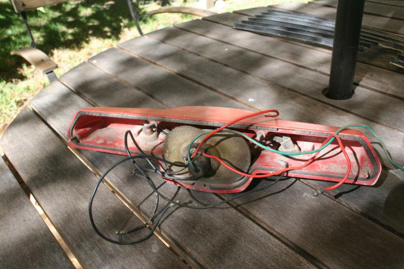 1969 or 1970 Spitfire or GT6+ rear reverse light housing, US $9.99, image 3