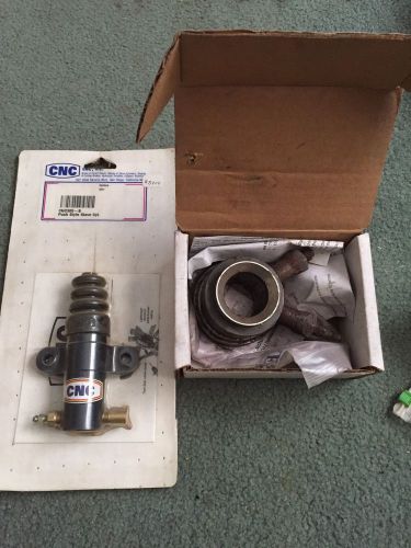 Used throw out bearing and new slave cylinders all for one money no reserve