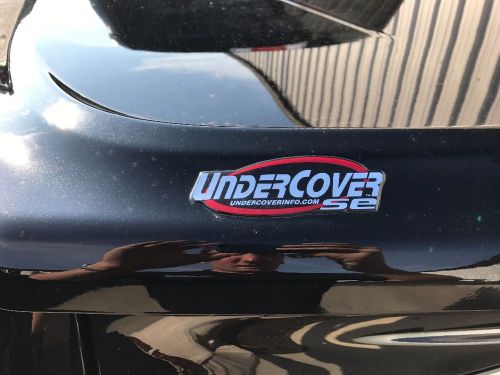 Under cover se tonneau cover