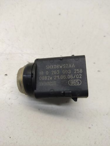 Chrysler 300 - 300c 2007 rear parking pdc sensor 5hx08ws2aa aaa27013