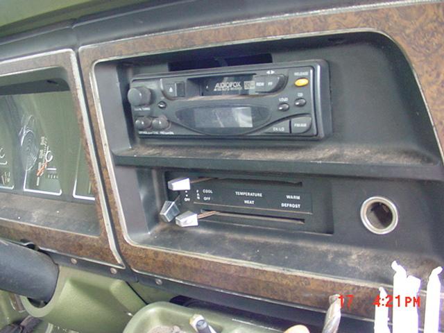 Ford van e100 250 350 end/ center dash trim bezel panel wood grain radio lighter