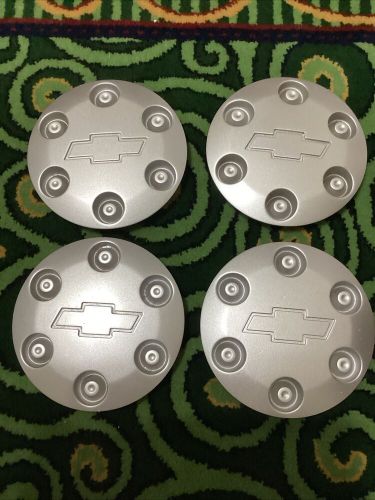 Chevrolet Colorado center cap 2004-2009 part number 9593979 Repainted 4pcs, US $90.00, image 11
