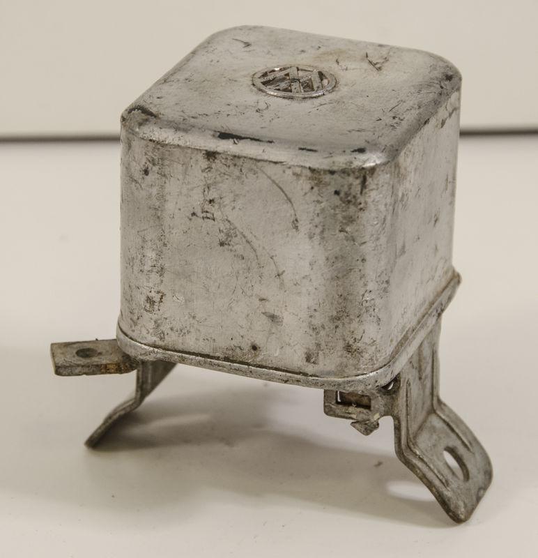 RARE VOLKSWAGEN VOLTAGE REGULATOR, 6 VOLT, 113 903 801 G, US $30.00, image 4