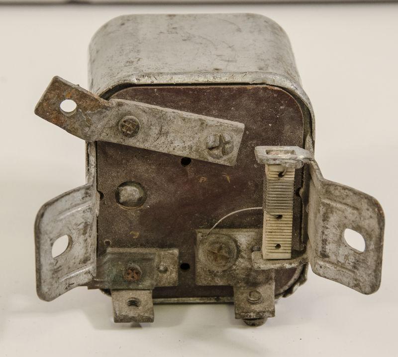 RARE VOLKSWAGEN VOLTAGE REGULATOR, 6 VOLT, 113 903 801 G, US $30.00, image 7