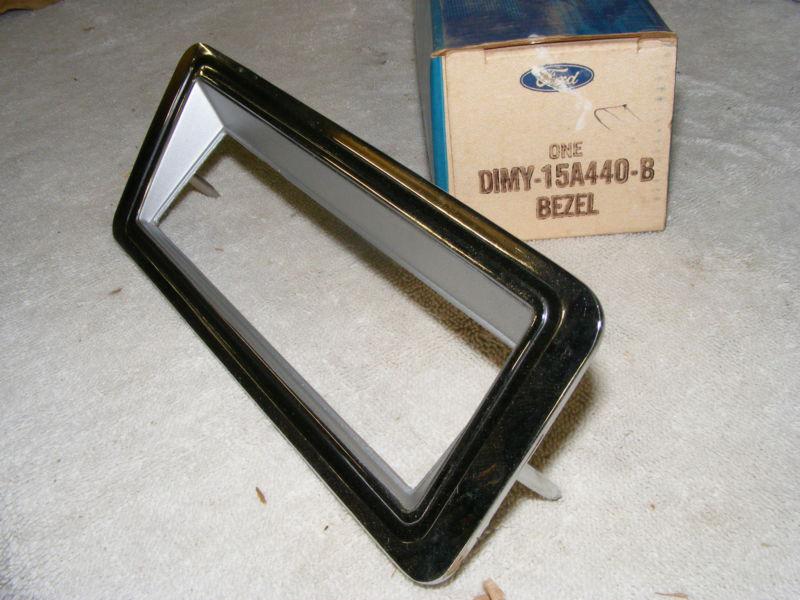 1971 1972 MERCURY PARKING LAMP BEZEL NEW NOS EXCELLENT D1MY-15A440-B, US $7.49, image 3