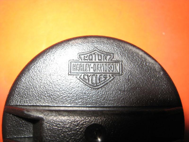 Harley Davidson Black Plastic Fuel Cap 1999 FLHTCI, US $4.99, image 2