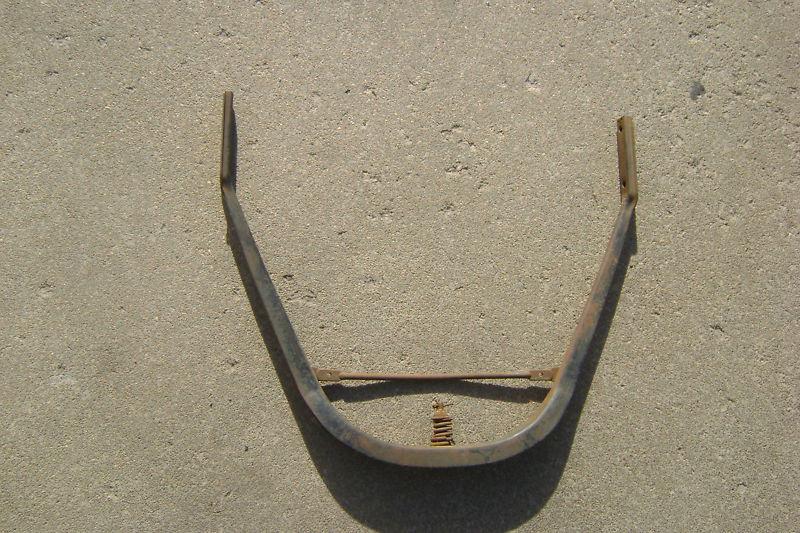 1947 47 1948 48 ford front fender v support brace solid 