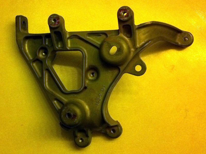 2006-2012 yamaha raptor 700 right headlight mounting bracket 