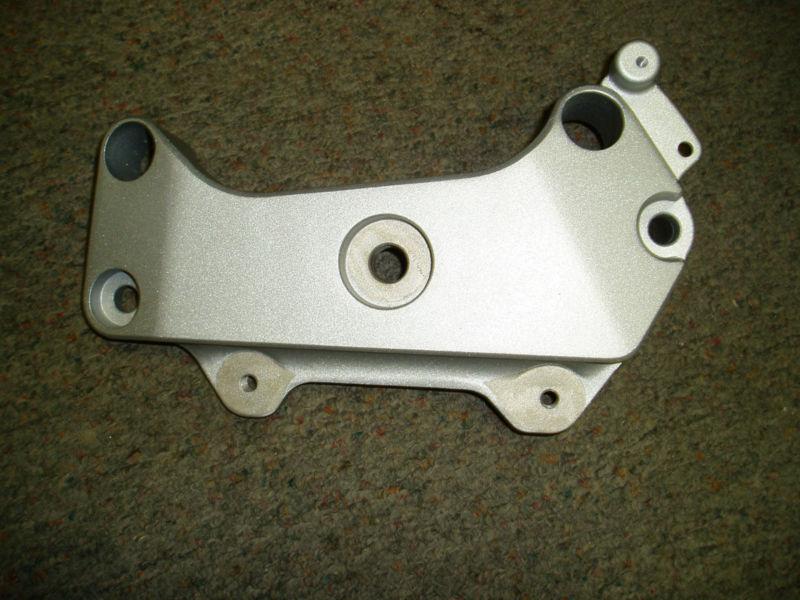 Homda cbr600f4 bracket left pivot 50700-mbz-k00za