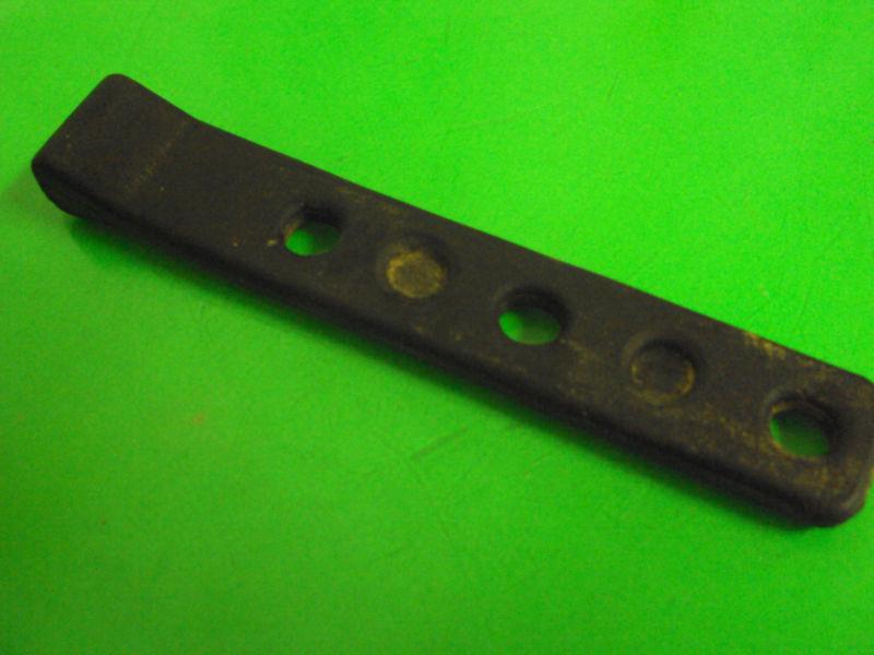 Suzuki eiger 400 4x4 05 trunk storage box latch