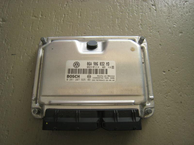 Vw jetta ecm computer  2.0 engine  non turbo  06a 906 032 md