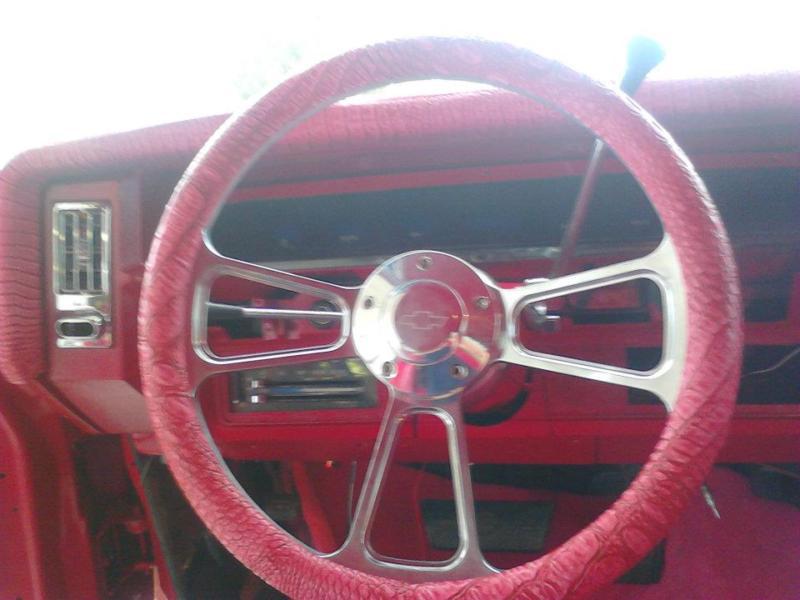Marine / boat steering wheel (muscle/half wrap) w/ 3/4" keyway adapter ~text red