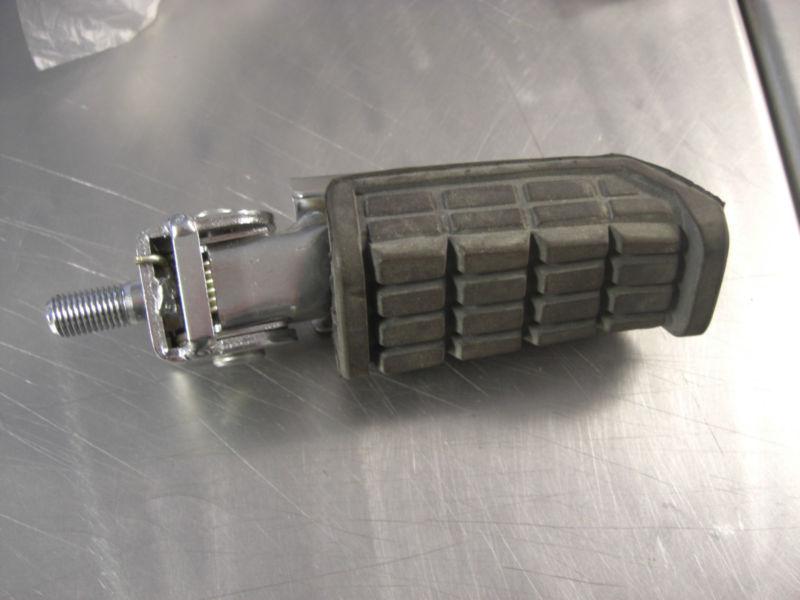 Yamaha footrest assy l. part# 33m-27410-01-00 brand new! free shipping! bx19-53