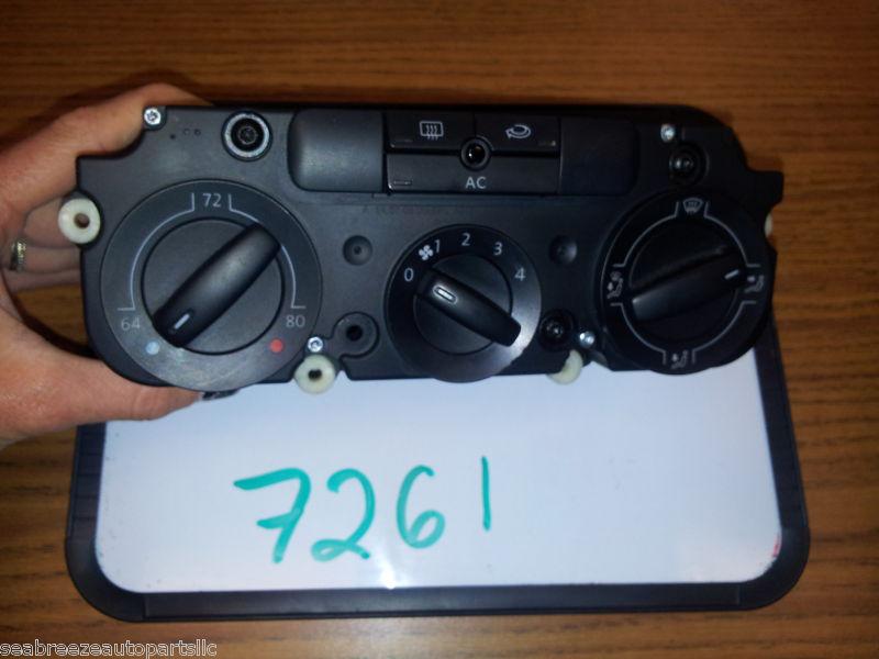Find 0607 VOLKSWAGEN PASSAT CLIMATE TEMPERATURE CONTROL UNIT A/C HEAT