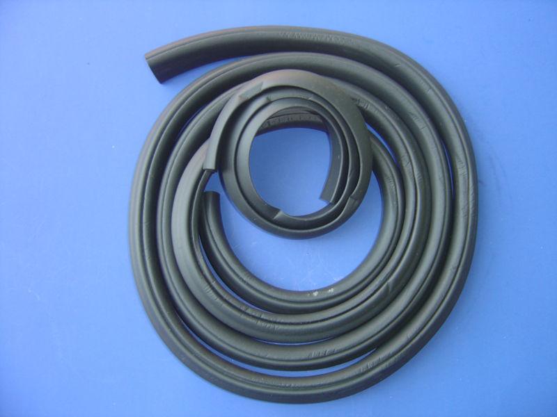 1948-48 chevrolet trunk weatherstrip-aerosedan-usa made