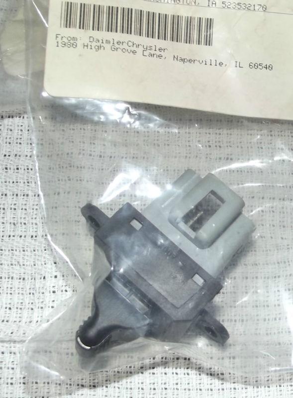 Mopar  04793858aa power window switch dodge chrysler caravan neon town & country