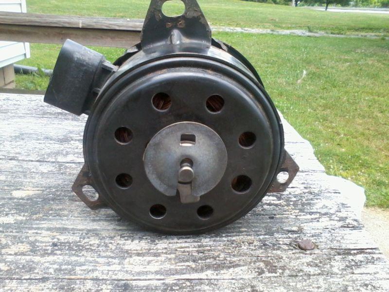 2003 dodge stratus se cooling fan motor with retaining clip  chrysler 2.7 dohv 