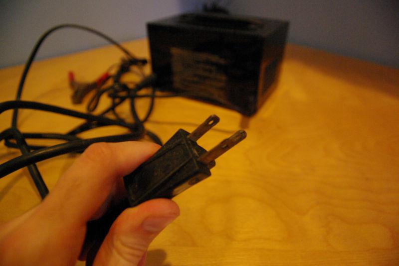 MOTOMASTER BATTERY CHARGER - 6 AMP. - 12V - LR68080 - VERY GOOD CONDITION!!!!, US $0.99, image 7