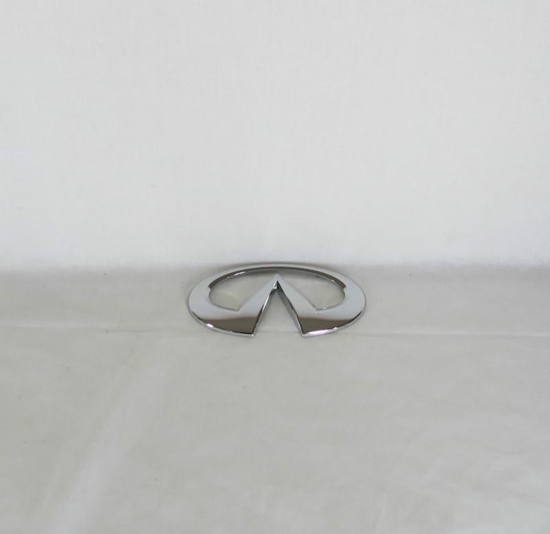 11-12 infiniti qx56 rear liftgate emblem sign symbol logo infinity 2011 2012 oem