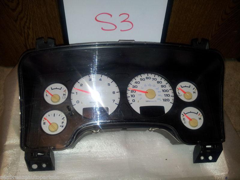 Find 0305 DODGE RAM 1500 2500 3500 SPEEDOMETER TACH FUEL GAUGE CLUSTER