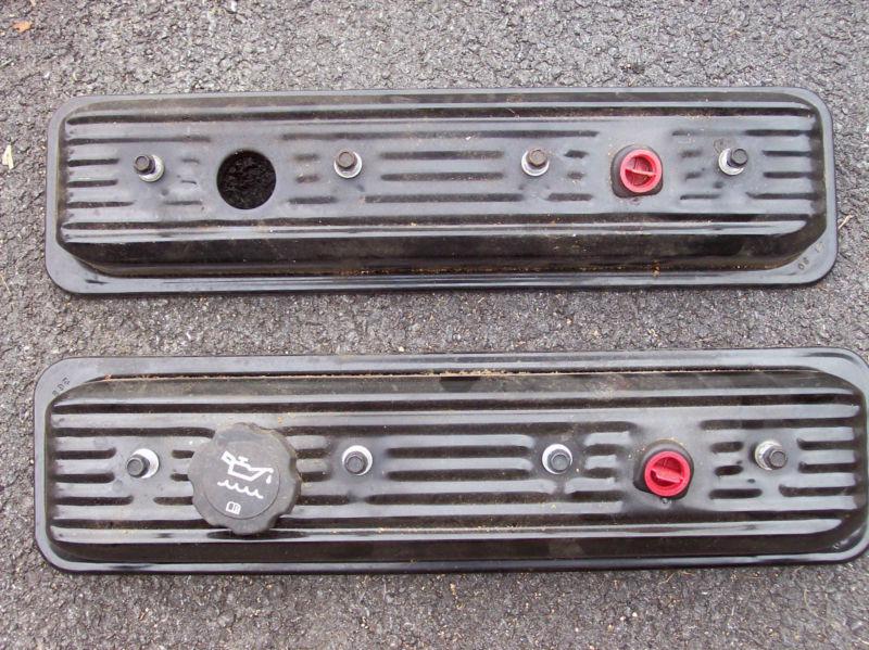 Sell GM Vortec valve covers in Plattsburgh, New York, US, for US 60.00