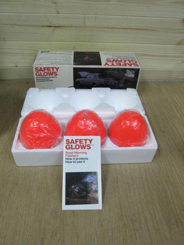 Vtg nos safety glow highway road emergency lights