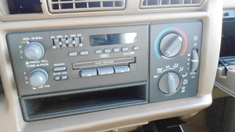 Radio/stereo for 95 96 97 s10 blazer ~ am-mono-fm-stereo-cass-equalizer