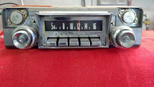 1966 chrysler 300 am radio