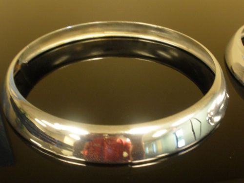 Mga vintage trim rings orgional to car....