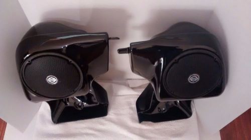 Harley davidson custom molded 6.5 speaker non vented lower fairings