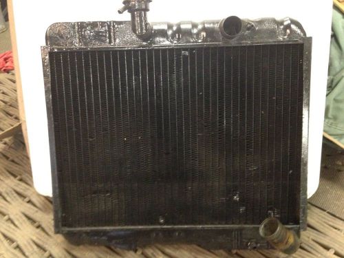 Jaguar e-type series 2 radiator