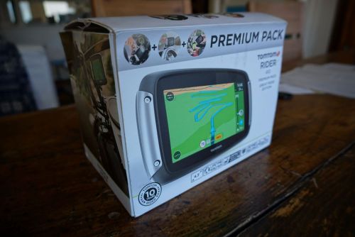 Tomtom rider 410 premium pack motorcycle gps unit - great rides edition
