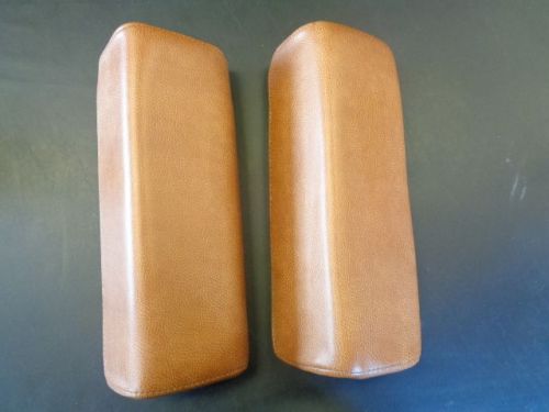 Scout 275 durado pair ( 2 ) cockpit arm pad brown 15 3/8" x 5 3/8" marine