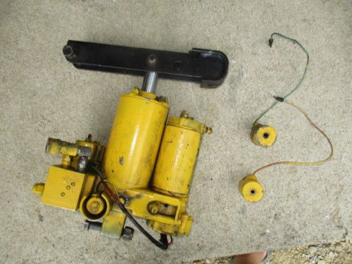 Meyer e47 snow plow pump untested e-47 with lift arm extra solenoids meyers 7&#039;6&#034;