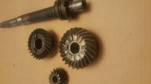 Mercury v6 outboard lower unit gear set and prop shaft
