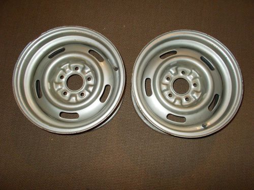 Set of two chevrolet rally wheels k-15-4-1 fw camaro chevelle nova ss used oem