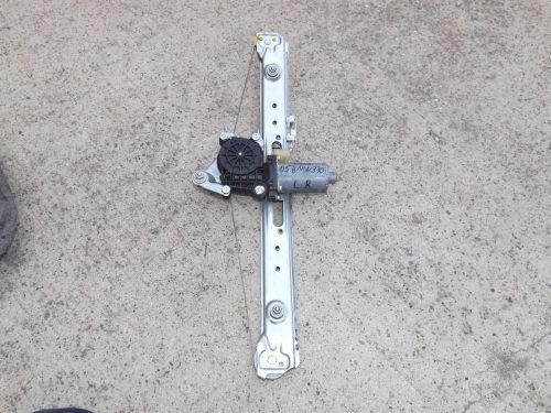 05 bmw 325, 328, 330i window regulator whit motor left rear