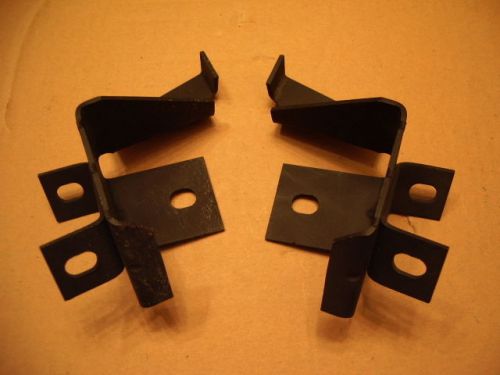 1969-1970 mustang, cougar - 24" radiator upper clamp &amp; lower saddles &amp; insulator