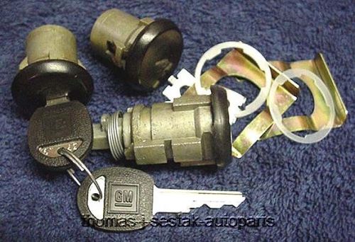 New door &amp; trunk locks with keys gm chevy camaro 86 87 88 89 90 91 92