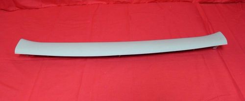 Saturn vue 2004 grey rear hatch interior ceiling trim panel