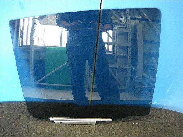 Suzuki mr wagon 2008 rear right door glass [0813330]