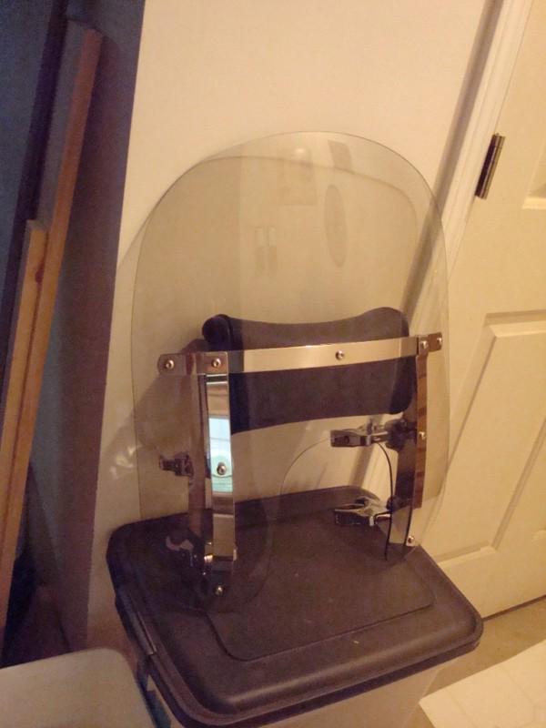 Harley davidson quick release windshield light smoke tinted