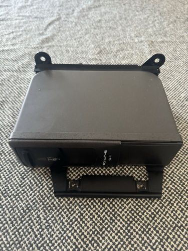 Porsche CDC-3 6 CD Changer Becker 911 996, US $60.00, image 3