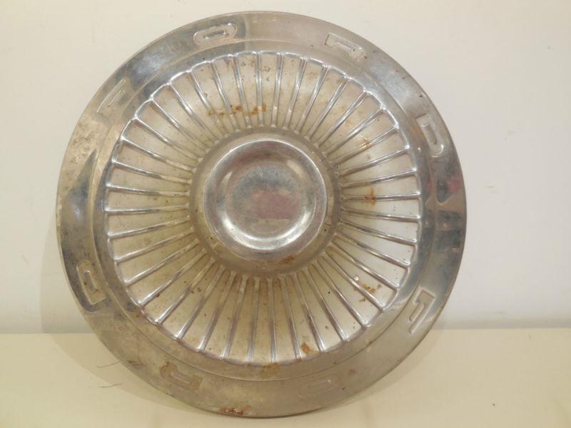 Vintage ford 9 1/2" hubcap 3