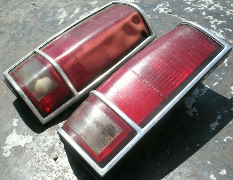 1982 82 83 84 85 86 GMC S10 Blazer Jimmy Tail Light Housing Lenses Pair Lamp OEM, US $19.99, image 3