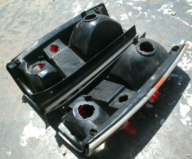 1982 82 83 84 85 86 GMC S10 Blazer Jimmy Tail Light Housing Lenses Pair Lamp OEM, US $19.99, image 8