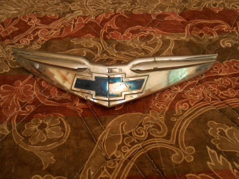1948 chevrolet hood emblem. 